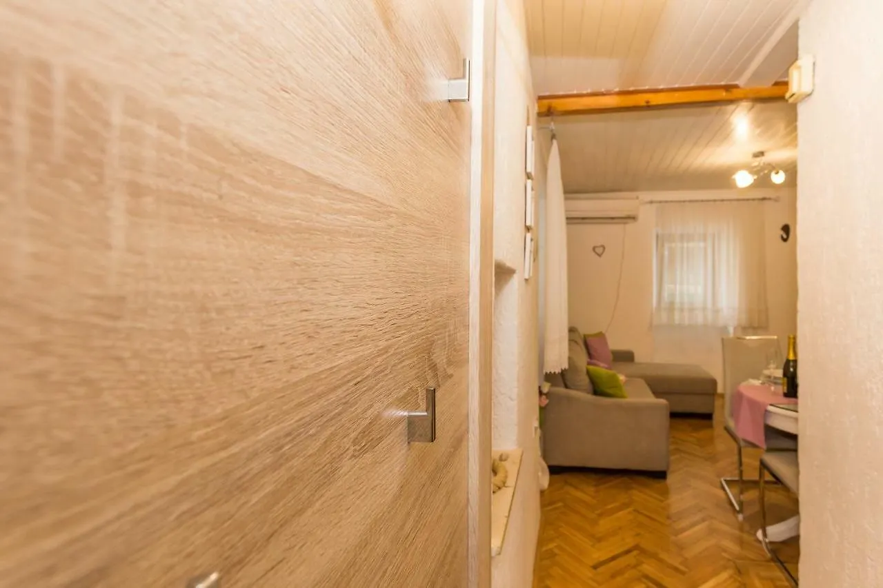 Apartment Priska1700 Split